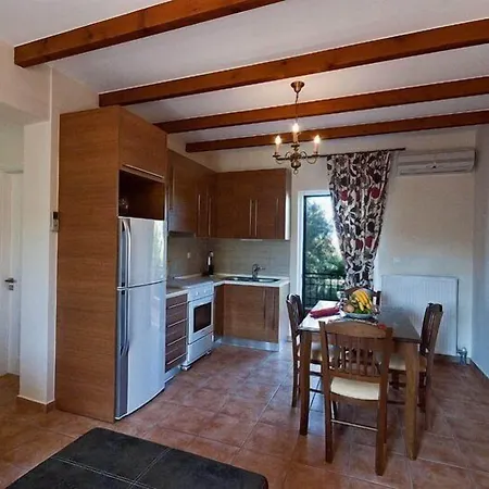 Apartment Anthias Garden Frinion