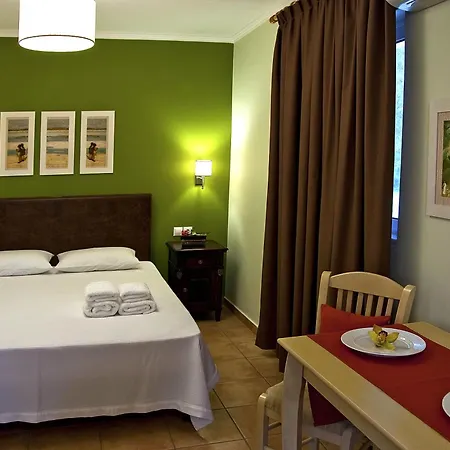 Anthias Garden Apartment