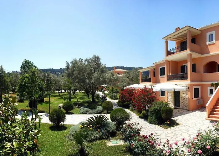 公寓 安蒂亚花园公寓 Frínion