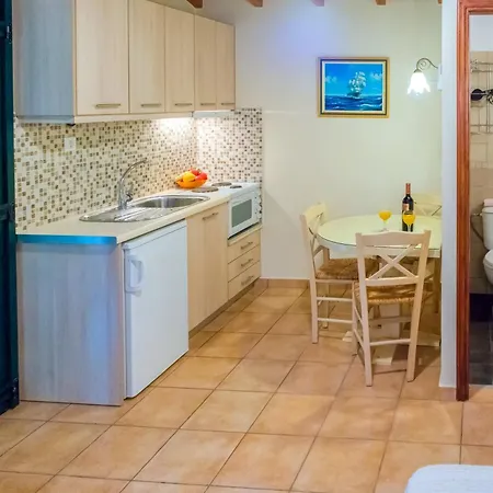 Anthias Garden * Frínion