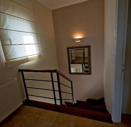 Anthias Garden * Frínion