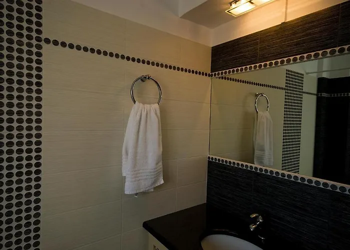 Anthias Garden Lägenhet Frínion